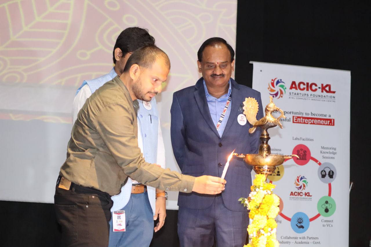 Inside Image Hidden Entrepreneur 1