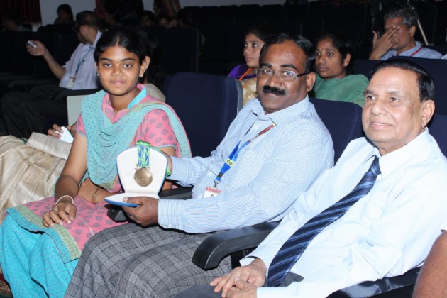 Felicitation to Miss Vennam Jyothi Surekha bronze medalist in 17th Asian games held in South Korea