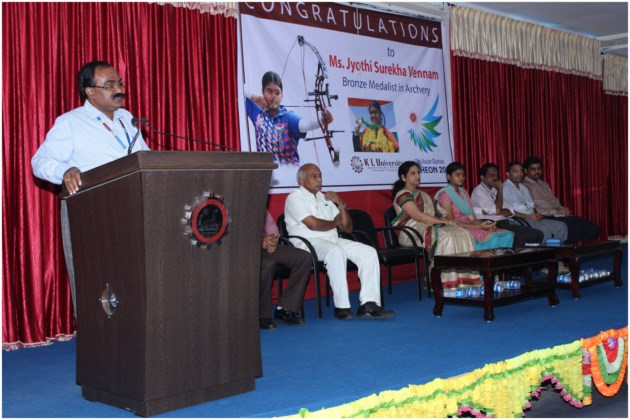 Felicitation to Miss Vennam Jyothi Surekha bronze medalist in 17th Asian games held in South Korea