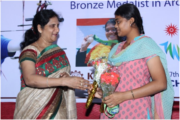 Felicitation to Miss Vennam Jyothi Surekha bronze medalist in 17th Asian games held in South Korea