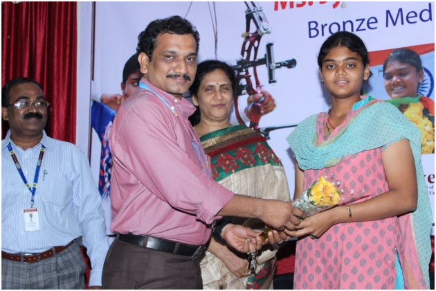Felicitation to Miss Vennam Jyothi Surekha bronze medalist in 17th Asian games held in South Korea