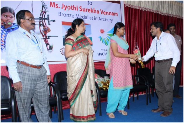 Felicitation to Miss Vennam Jyothi Surekha bronze medalist in 17th Asian games held in South Korea