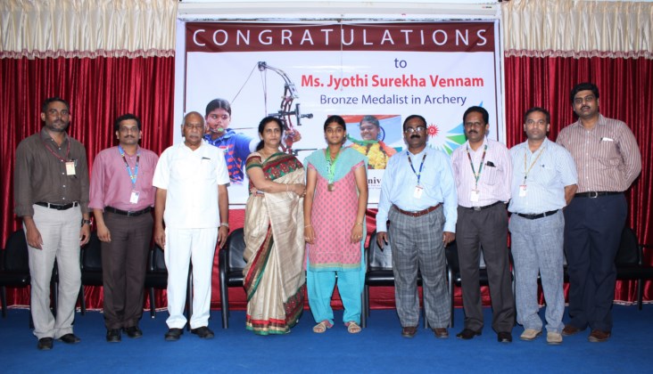 Felicitation to Miss Vennam Jyothi Surekha bronze medalist in 17th Asian games held in South Korea