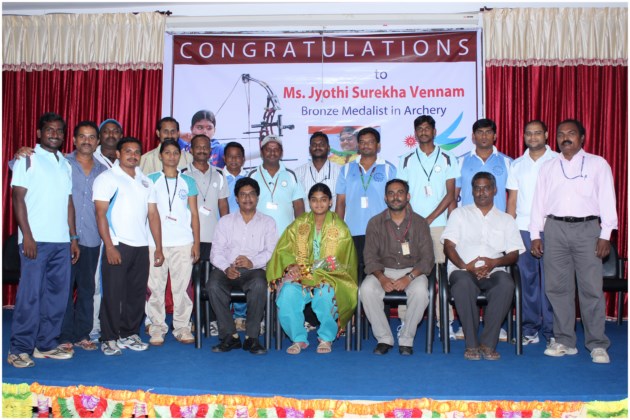 Felicitation to Miss Vennam Jyothi Surekha bronze medalist in 17th Asian games held in South Korea