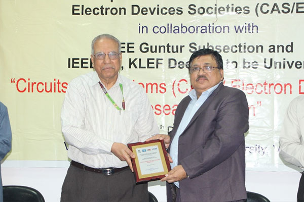 IEEE CAS/EDS FORUM EVENT Photo 11