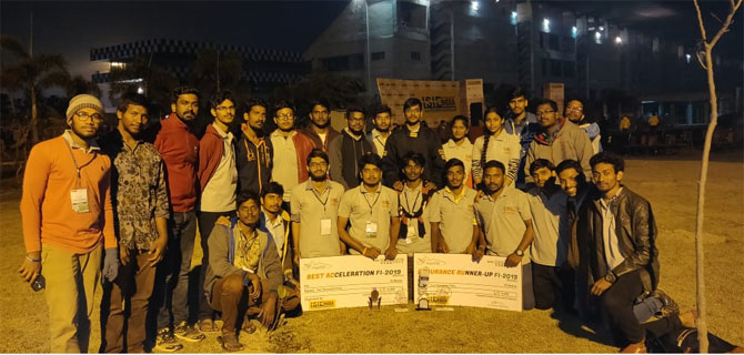 Awards for KL Student Teams- Vanquishers and Sangfroid
