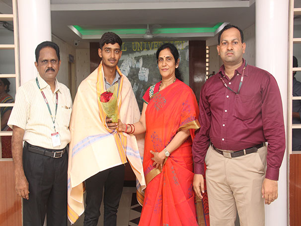 Prize Winners of APSIECAC-2018, V Gayathri & D Meghna